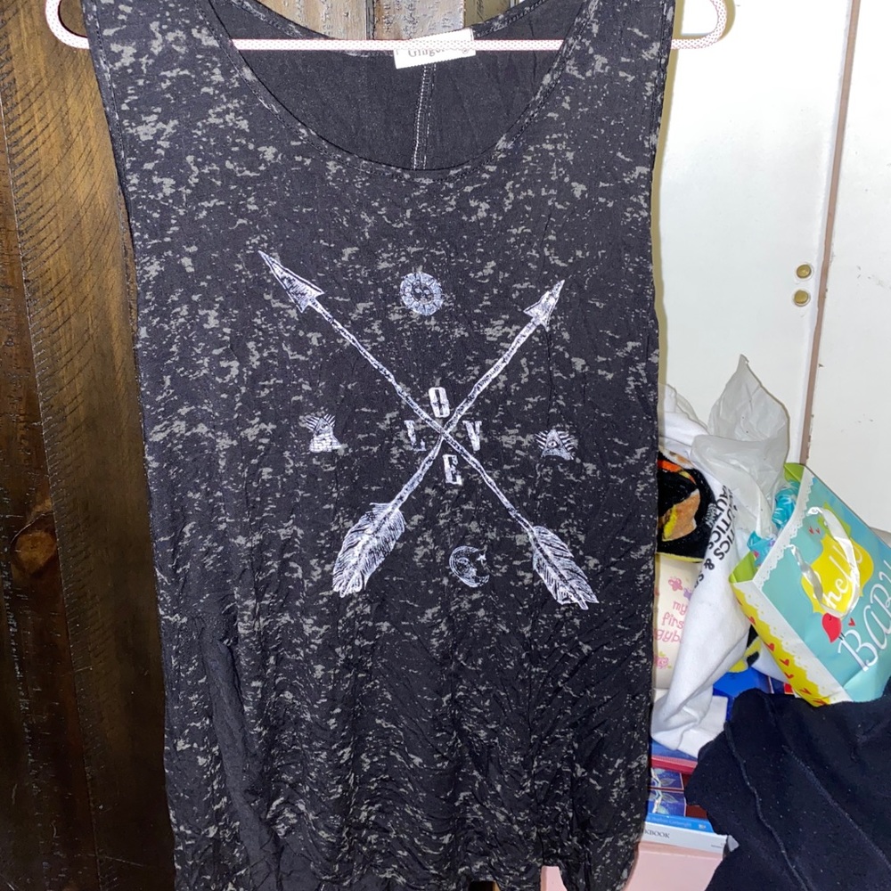 Black Tank